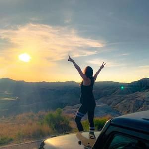 Meet your Posher, Elena